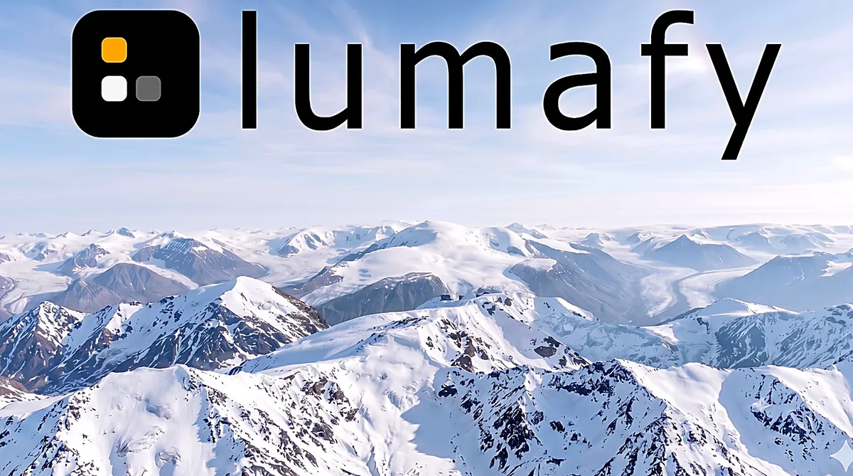 lumafy Screen, Frontansicht mit lumafy-Logo auf dem Bildschirm